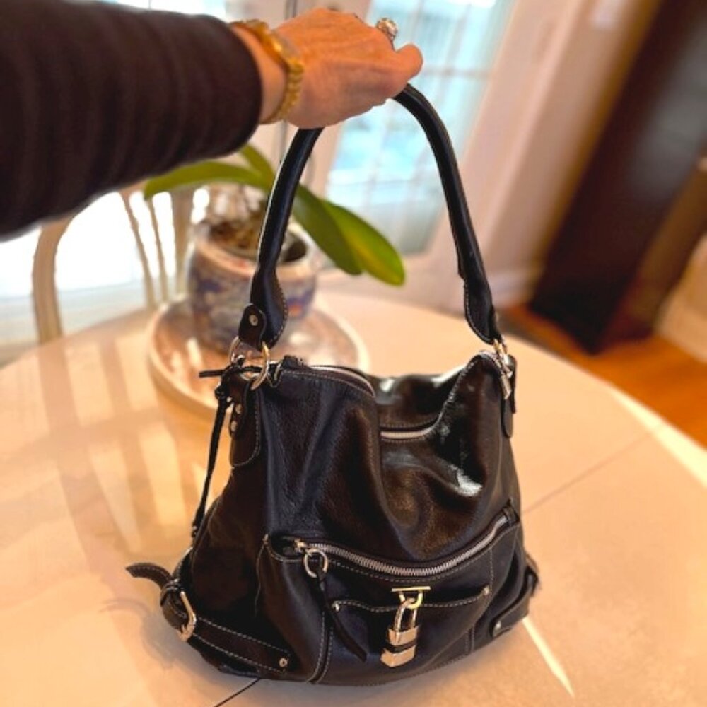 LAURA DI MAGGIO | Black Pebbled Leather Shoulder bag with Charm Padlock-EUC - Picture 5 of 15